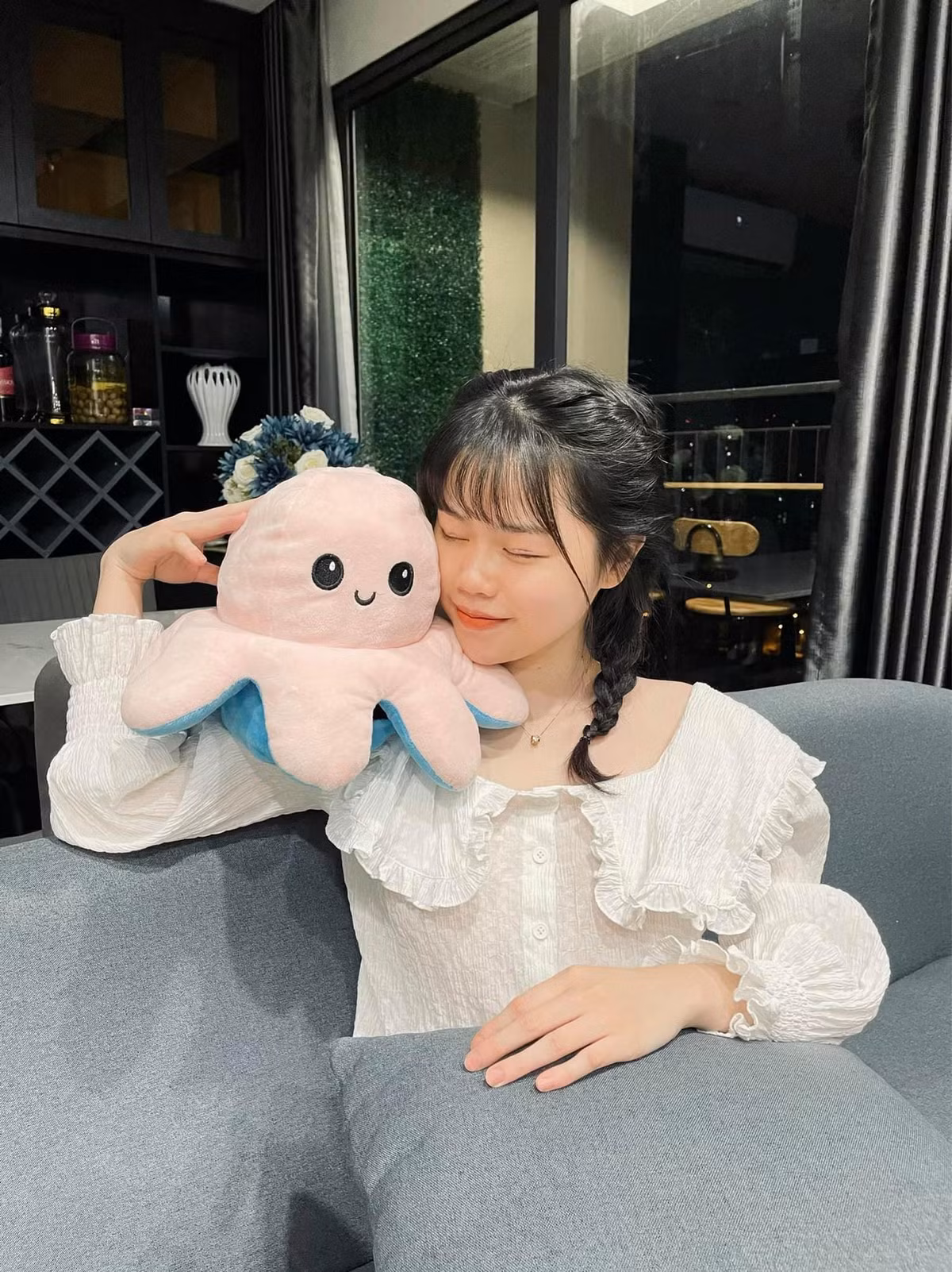 Sau lùm xùm "trà xanh", Huỳnh Anh kín tiếng hơn và chỉ chia sẻ những khoảnh khắc vui vẻ lên MXH.