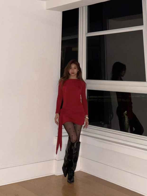 Như Phương khoe vóc dáng gợi cảm