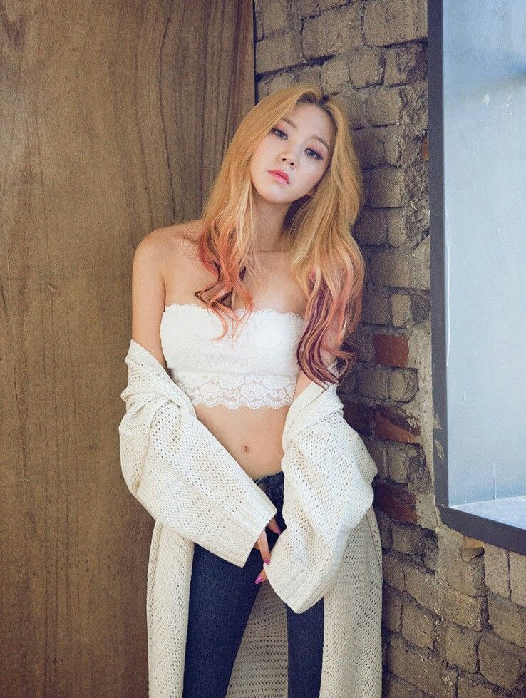 Rock Cha Eun khi cần quyến rũ có quyến rũ, khi muốn ngây thơ có ngây thơ.