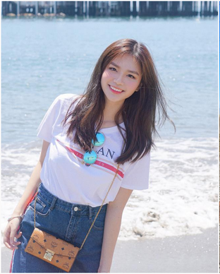 Thế nên nếu theo dõi Mai Diz từ khi mới nổi đến nay, hẳn nhiều người cũng nhận thấy sự thay đổi trong phong cách của cô nàng.