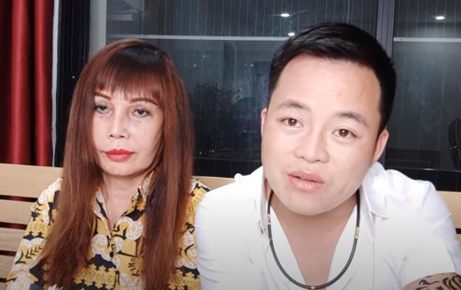 Chưa dừng lại ở đó, cô dâu Cao Bằng còn chia sẻ muốn tiếp tục đại tu vòng 1 để "cứu vớt" thanh xuân cho xứng với chồng trẻ khiến nhiều người không khỏi rùng mình.