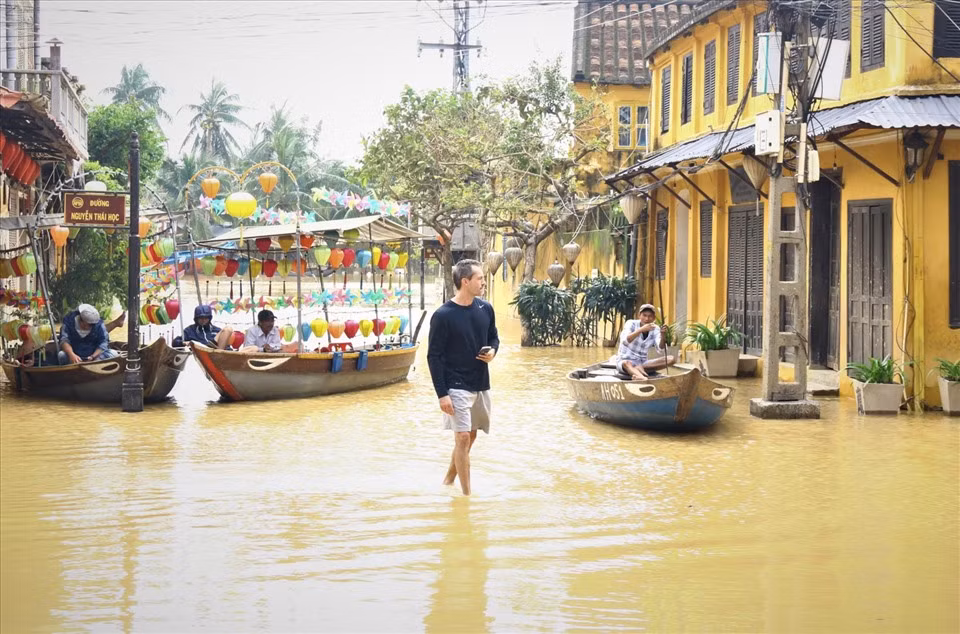 Hoi An lai ngap sau khi cac thuy dien xa lu-Hinh-3