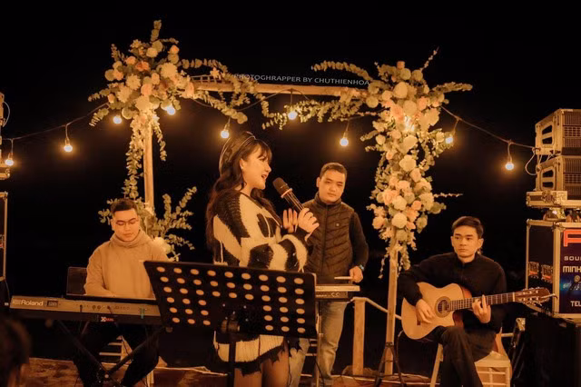 Gai xinh Bac Kan xinh nhu bup be, giong hat mien che