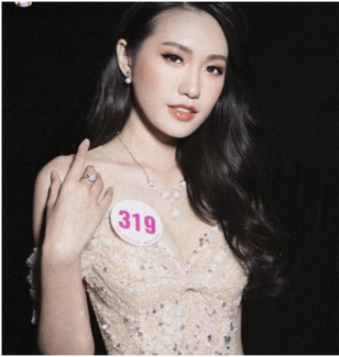 Mới đây, khi Hải My tự đăng ảnh tại đêm Bán kết lên Instagram, nhan sắc của cô nàng lại tiếp tục được so sánh với hình ảnh lúc lên tivi.