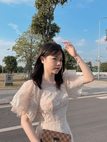 Mọi nhất cử nhất động của Huỳnh Anh đều được dân mạng cập nhật "không trượt phát nào".