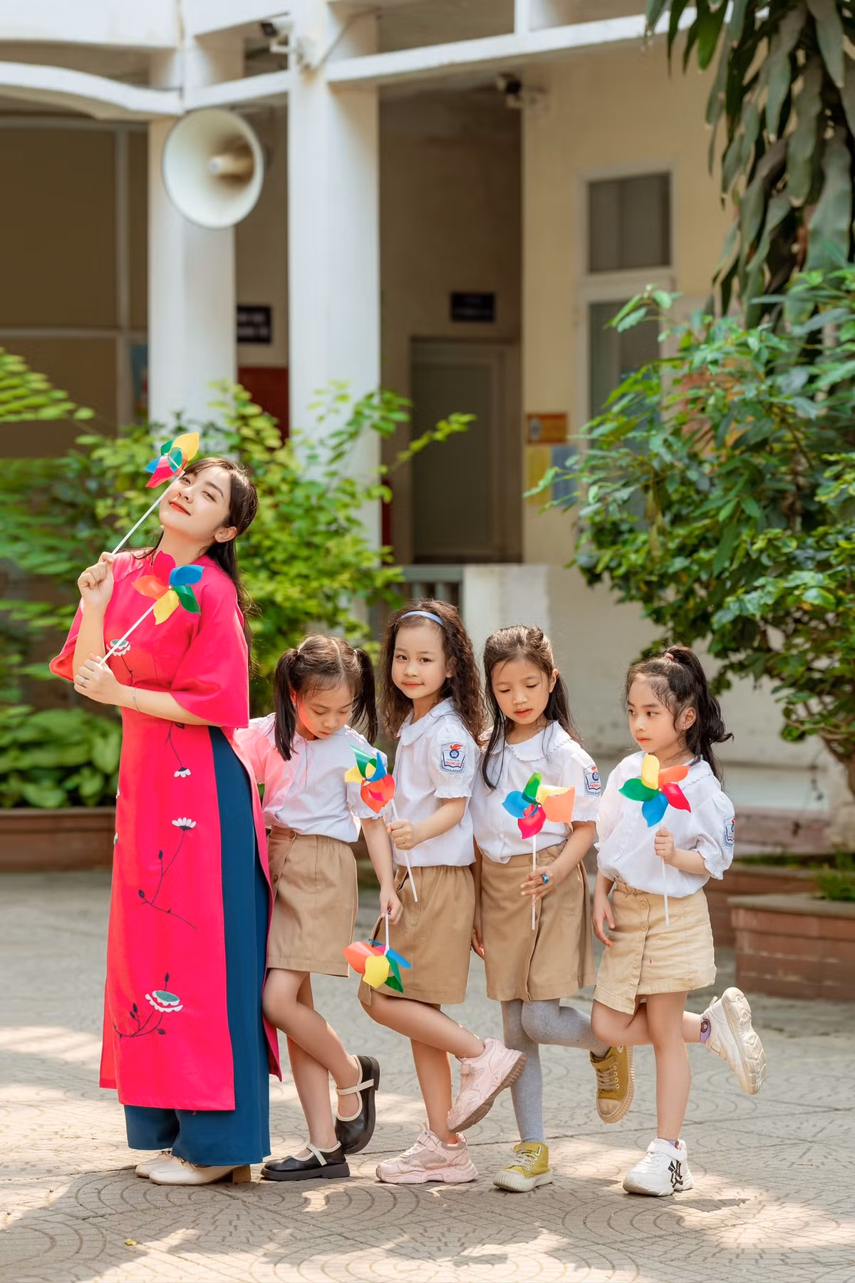 Minh Phương chia sẻ, nghề giáo với cô là một mối duyên đặc biệt. Từ nhỏ, Phương đã ước mơ trở thành cô giáo.