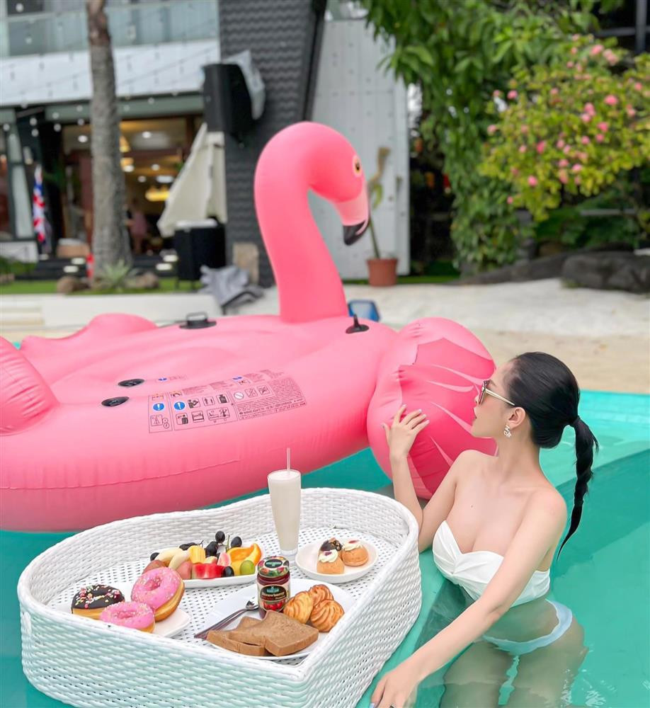  Trang Pilla là cái tên không còn xa lạ với nhiều người. Gái xinh này là chị dâu của nữ ca sĩ đình đám Bảo Thy.