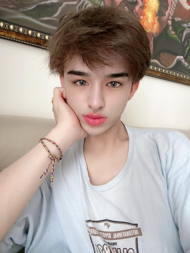 Trần Đức Bo cho biết anh chàng đã dành thời gian suy nghĩ về những chuyện trước đây và nhận thấy kênh cũ có những clip thật sự chưa mang nội dung phù hợp.