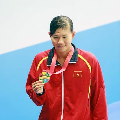 Trong thời gian còn thi đấu, Ánh Viên nhiều lần mang về vinh quang cho Việt Nam trên đường đua xanh.