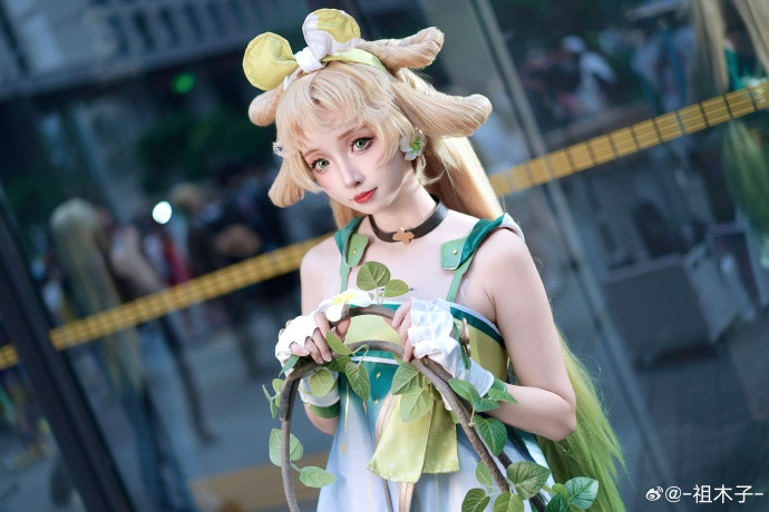 Bất chấp sự ra mắt của nhiều cái tên cộm cán như Changli, Jinhsi… Verina vẫn là một trong những nhân vật được cộng đồng Wuthering Waves yêu mến nhất.