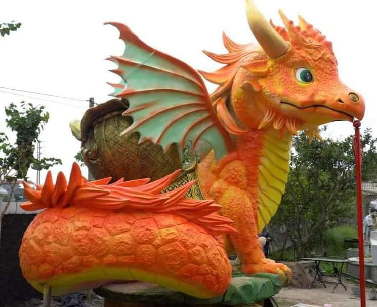 Mới nhất, linh vật rồng của tỉnh Bắc Giang cũng chính thức tham gia đường đua.