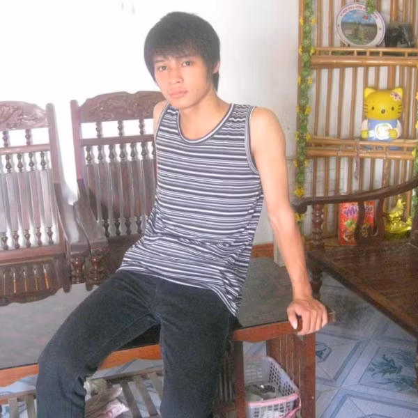 Đây không phải lần đầu fan Độ Mixi được chiêm ngưỡng những bức ảnh “ngố tàu” của thần tượng.