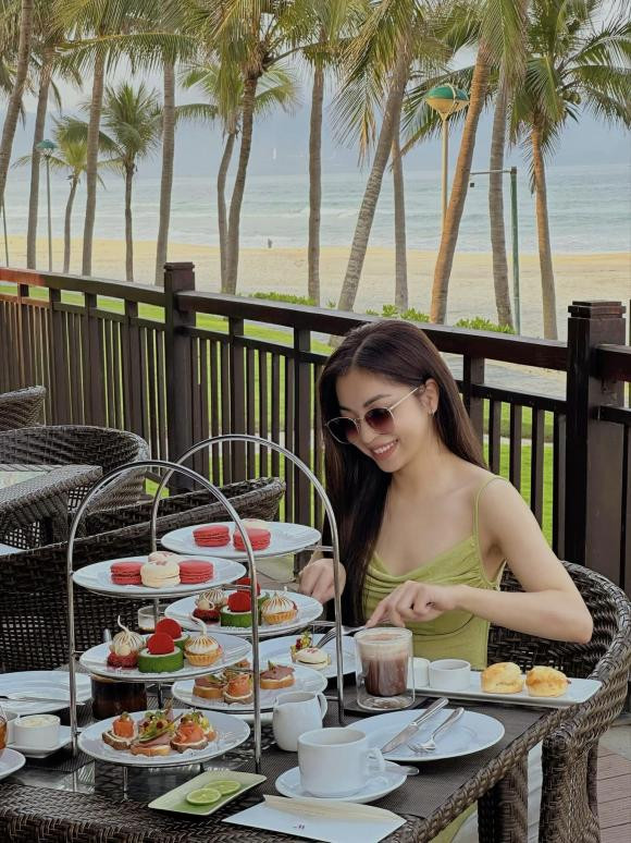 Hình ảnh sang chảnh của Nhật Lê được đăng tải trên trang cá nhân của nàng hot girl Quảng Nam.