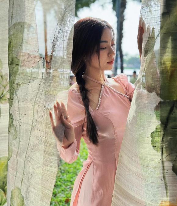 Nhật Lê vẫn duy trì việc kinh doanh online và làm KOLs, quảng cáo cho một số nhãn hàng.