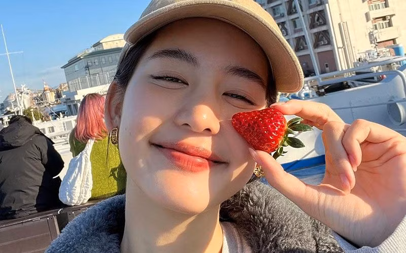 Bow Maylada cũng dành thời gian chạy bộ mỗi sáng sớm. Đây là thời điểm quan trọng để cô bắt đầu một ngày mới nhiều năng lượng.