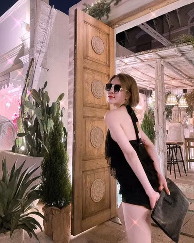 Sự việc khiến hot girl Trâm Anh bị cắt vai diễn, bị hủy toàn bộ hình ảnh trong các dự án đã tham gia và phải tạm dừng hoạt động nghệ thuật.