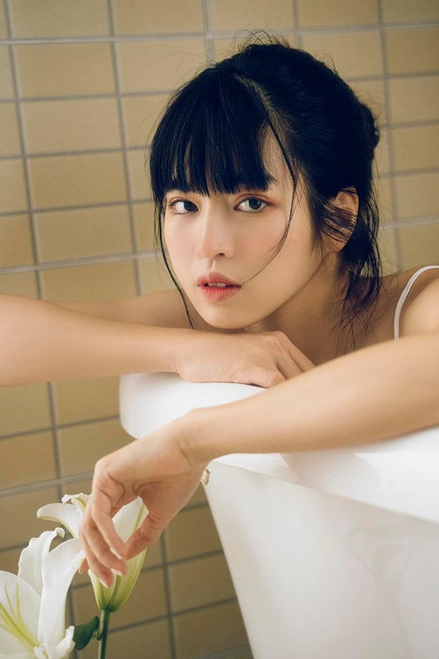 Mới đây, Khánh Vân tiết lộ cô đang học nhảy, bộ môn này từng được nhiều sao Việt như Ngọc Trinh... gìn giữ vóc dáng với vòng eo con kiến “mê ly”.