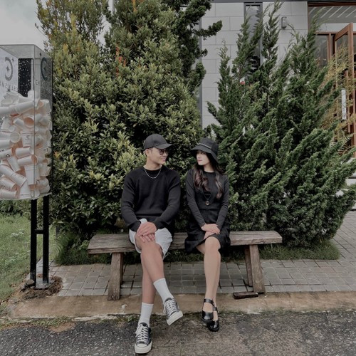 Ở phần bình luận, rất nhiều tài khoản khuyên Huyền My nên bỏ ngoài tai những lời bàn tán không hay về mình và gia đình.