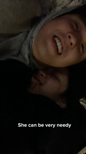 Đáng chú ý là khác với mọi lần, không có ý kiến trái chiều nào xuất hiện cả, phần lớn đều chỉ trêu Huyme vì cách "đánh dấu chủ quyền" đầy bá đạo.