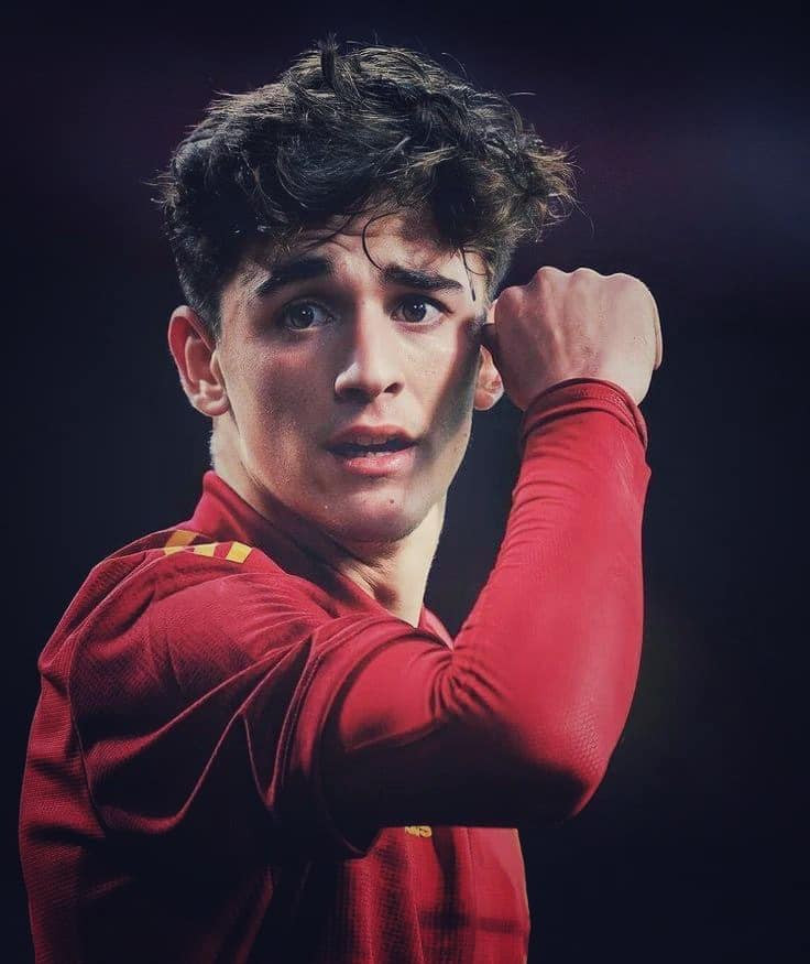 Trước đó, Gavi cũng sớm lập kỷ lục cầu thủ trẻ nhất từng khoác áo và từng ghi bàn cho Tây Ban Nha, tính trên mọi đấu trường.