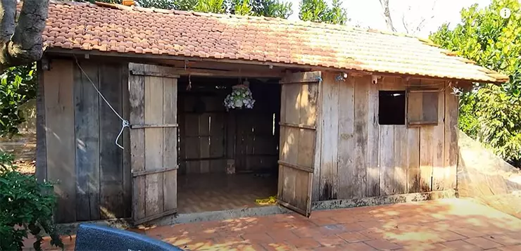 Sau thời gian dài làm YouTube, Sang Vlog cũng đã có những thành công nhất định khi kênh YouTube của anh có hơn 3 triệu lượt theo dõi, đồng thời anh cũng sớm thoát khỏi danh xưng "YouTuber nghèo nhất Việt Nam" nhờ thu nhập ổn định từ việc làm content creator.