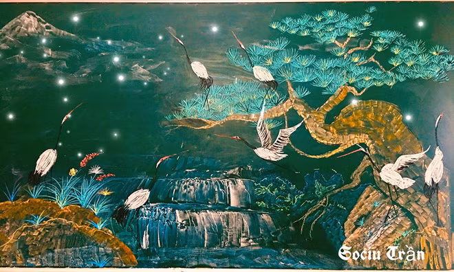 Bức tranh hạc bằng phấn khiến nhiều người mê đắm của cô giáo Lành.