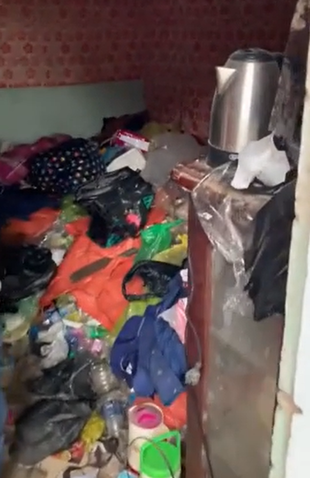 Thường thì những câu nói được đúc kết bởi người đi trước luôn luôn đúng, và câu "nhà sạch thì mát, bát sạch ngon cơm" không phải ngoại lệ. Tuy nhiên dường như không ít người lại chưa ý thức được tầm quan trọng của việc này, chính vì thế hình ảnh phòng trọ ngập rác xuất hiện thường xuyên trên mạng xã hội.