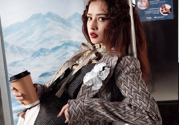 Những video ấn tượng luôn được ca sĩ Chi Pu chăm chút và thường xuyên cập nhật trên Tiktok bởi thế giúp trang mạng xã hội này của cô luôn được khán giả dành sự quan tâm suốt thời gian vừa qua.