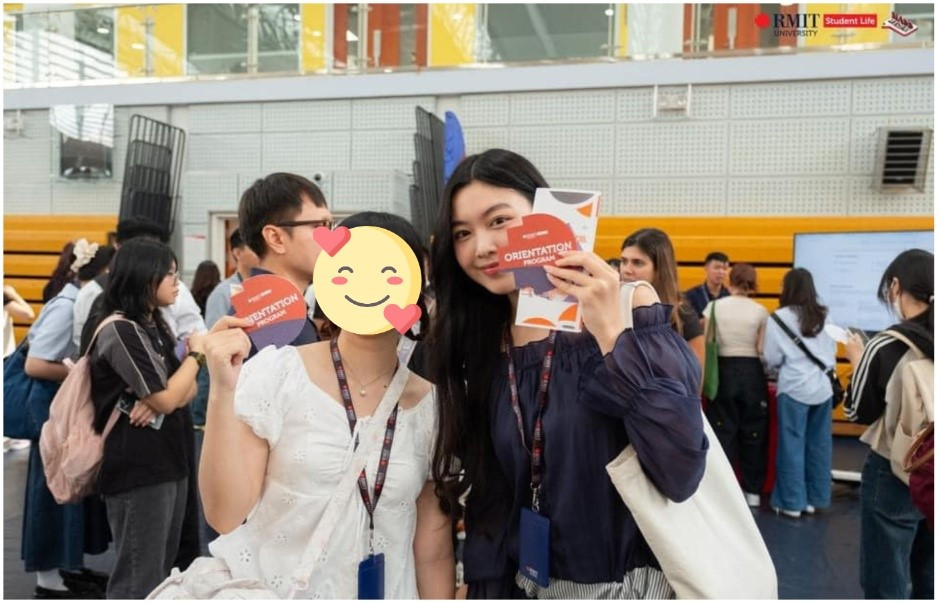 Bên dưới clip, nhiều người dành lời khen cho visual phát sáng của Lọ Lem.