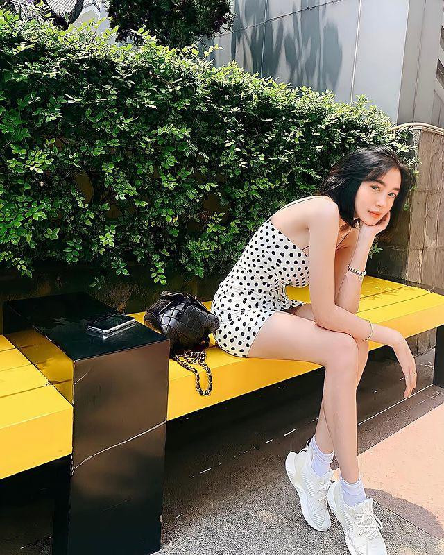 Dù đã là mẹ của 2 nhóc tỳ đáng yêu, Elly Trần vẫn giữ được sức hút và được nhiều khán giả quan tâm.