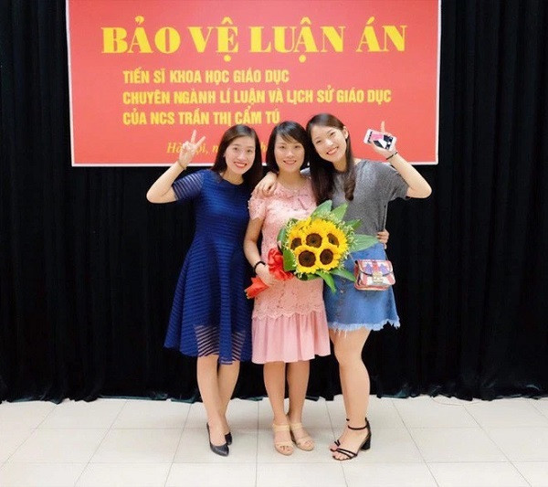 Đoạn clip “check” chị gái của Khánh Vy nhanh chóng lên xu hướng và được nhiều người khen ngợi, hầu hết khán giả đều được “mở mang tầm mất” bởi gen tri thức siêu khủng nhà nữ MC.