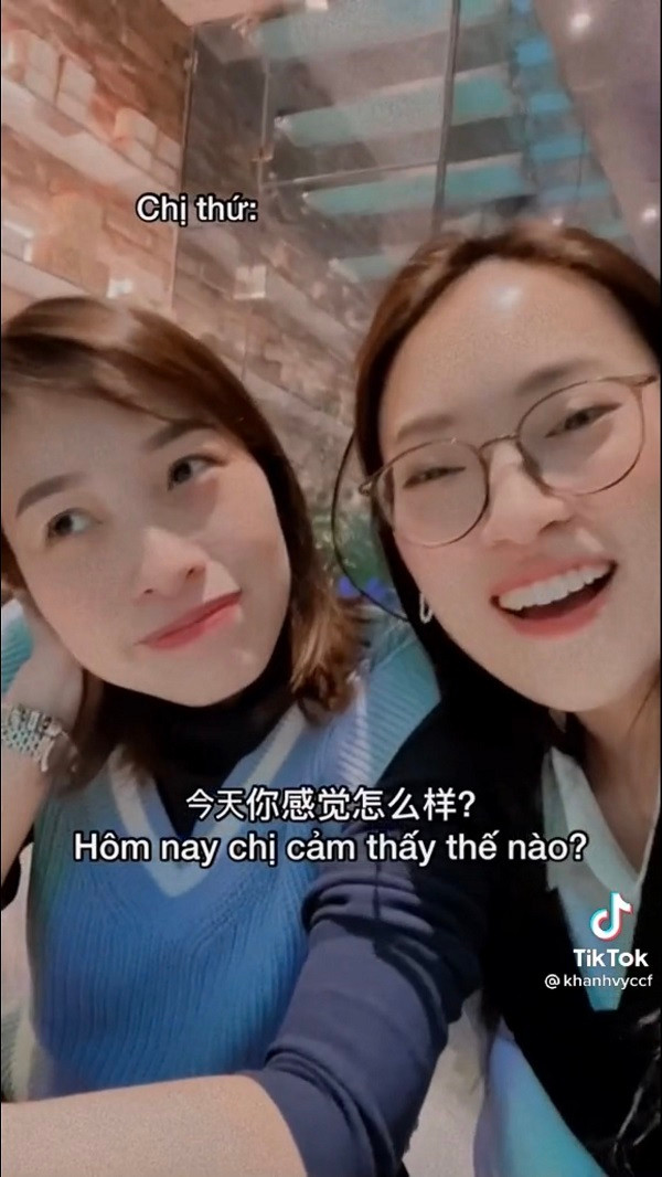 Hầu hết câu hỏi được Khánh Vy đưa ra đều khá ngắn gọn nhưng nội dung lại là những đơn vị kiến thức nhỏ lẻ mà ít người để ý đến.