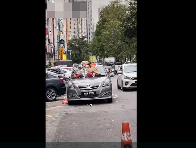 Thực tế, không ít lần những tài xế ô tô đã phải chịu kết cục vừa bi, vừa hài chỉ vì đỗ sai vị trí.