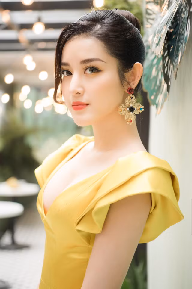 Chính gương mặt đẹp tự nhiên làm nên tên tuổi của Huyền My sau khi đăng quang.