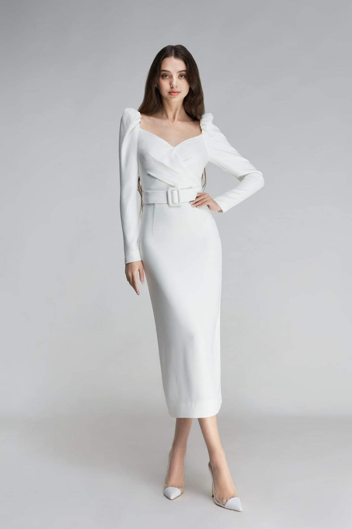 Được biết, bà xã Bùi Tiến Dũng gặp tình trạng nghiêm trọng về sức khỏe nên phải nhập viện cấp cứu gấp, dùng biện pháp đẻ mổ. Dianka hạ sinh con trai đầu lòng, trộm vía, sức khỏe cả mẹ và bé đều khỏe mạnh.