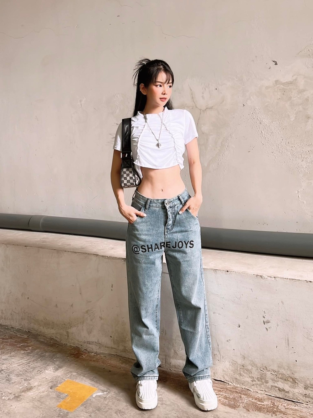 Bên cạnh đó, nhiều khán giả cũng mong rằng tình cảm của cô và Hồng Thanh sẽ luôn viên mãn, hạnh phúc.