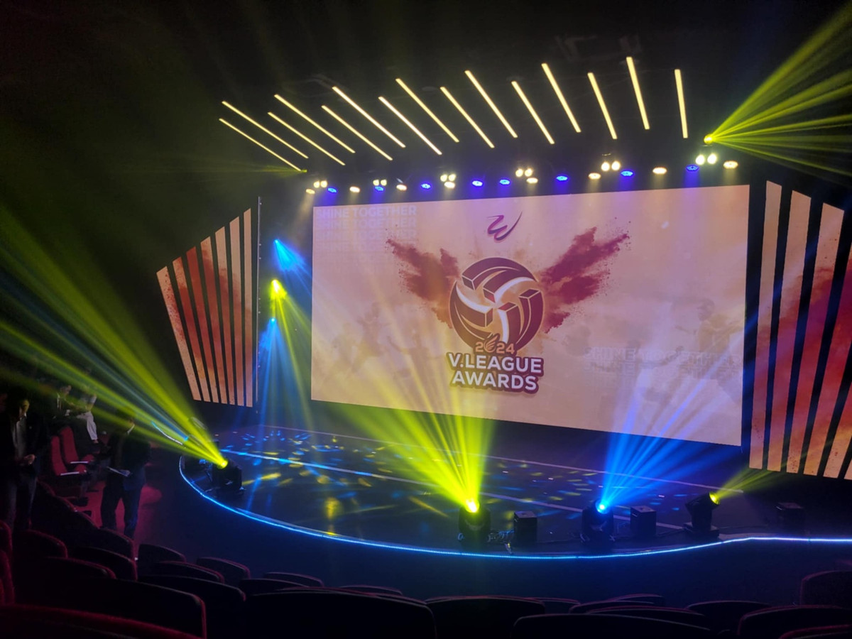 Rafael Son co hat-trick giai thuong tai V-League Awards 2023/2024