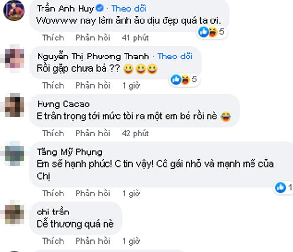 Ở phần bình luận của bài đăng, dân mạng ồ ạt vào chúc Midu sớm có bồ. Nhưng nổi bật trong số đó phải kể đến chiếc "còm" của MC Anh Huy.