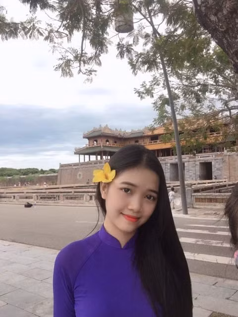 Nữ sinh 10X Đà Nẵng cho biết bản thân rất vinh dự khi đạt giải thưởng cao nhất nhưng đồng thời đó cũng là áp lực để cô cố gắng học tập, hoàn thiện mình hơn.