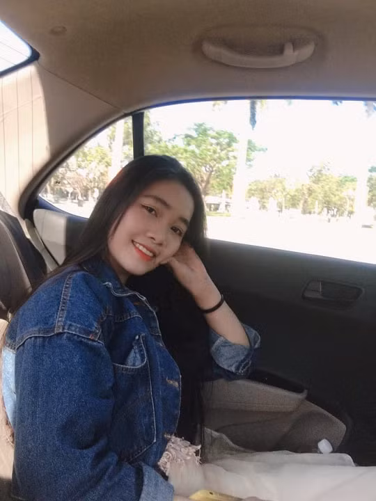 Phong thái tự tin, gương mặt xinh xắn, nụ cười tươi cùng dáng người cân đối là những điểm khiến Mỹ Tâm gây ấn tượng với mọi người.