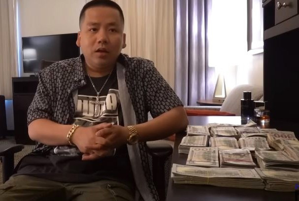 Mới đây, Khoa Pug đăng tải video mới trên kênh TikTok cá nhân. Anh trải lòng về cảm nhận sau khi nhượng lại cổ phần nhà hàng cho Vương Phạm.