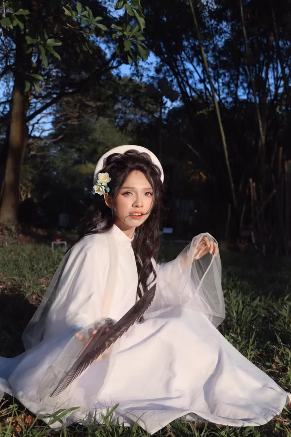 Hot TikToker gia gai lan dau cong khai chong len MXH