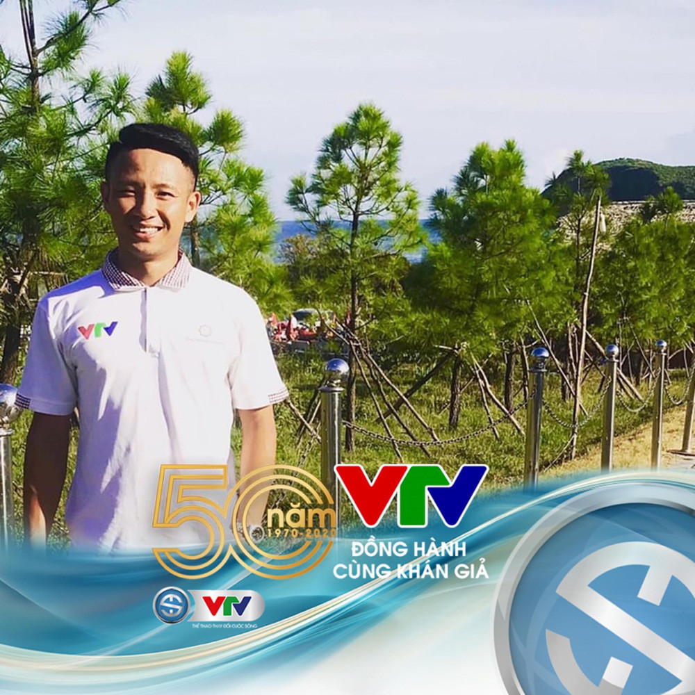 Sau khi tốt nghiệp, Vũ Xuân Tiến có cơ hội trở thành BTV Thể thao của VTV, theo đuổi con đường bình luận bóng đá.