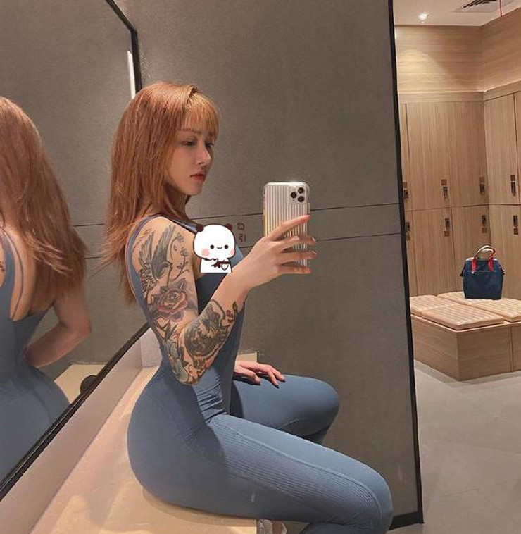 Yu Xin thậm chí còn được mệnh danh là người sở hữu "vòng 3" đẹp nhất Trung Quốc với số đo vừa tròn 100cm.