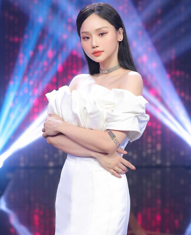 Hình ảnh Miu Lê đẹp chẳng kém Hoa hậu Hương Giang khi đứng chung sân khấu Người ấy là ai.