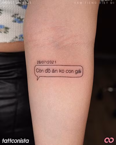 Được biết, T.A ra đời khi mẹ đã 38 tuổi, vì khoảng cách thế hệ quá lớn nên vào giai đoạn dậy thì, T.A bắt đầu nổi loạn và thường xuyên xảy ra mâu thuẫn với mẹ. Khi chuẩn bị gần xong việc xuất ngoại sang Italia, T.A nhận được dòng tin nhắn: “Mẹ thực sự không bao giờ muốn xa con. Học xong đi làm ở gần có mẹ có con. Nghe mẹ nhé”.