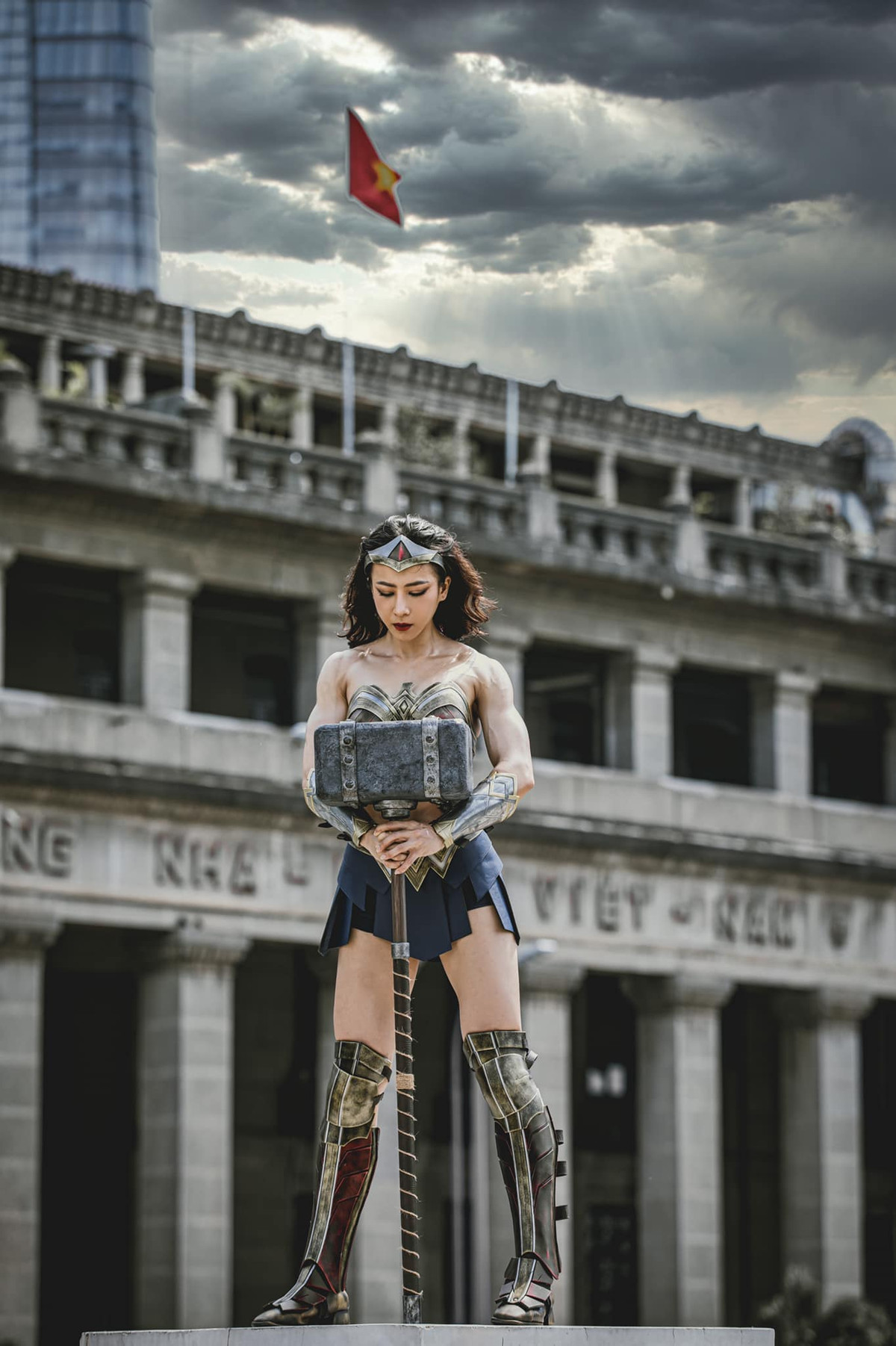 Khắc họa hình tượng đẹp cùng cơ bắp đến cánh màu râu cũng phải nể, bộ ảnh cosplay của Nguyên Thi nhận được vô vàn lời khen từ netizen.