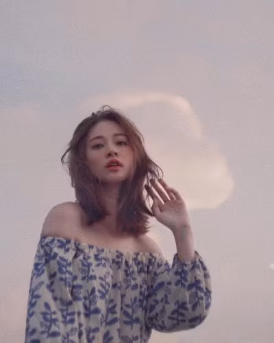 Sau khi nhận phải nhiều ý kiến chỉ trích, Trương Hoàng Mai Anh đã có những chia sẻ trên trang cá nhân. 9X không khẳng định bản thân sai hay đúng, nhưng nêu quan điểm: "Sai có thể sửa". Đồng thời cô yêu cầu mọi người "Ăn nói nên có văn hóa bởi cùng là con người với nhau".