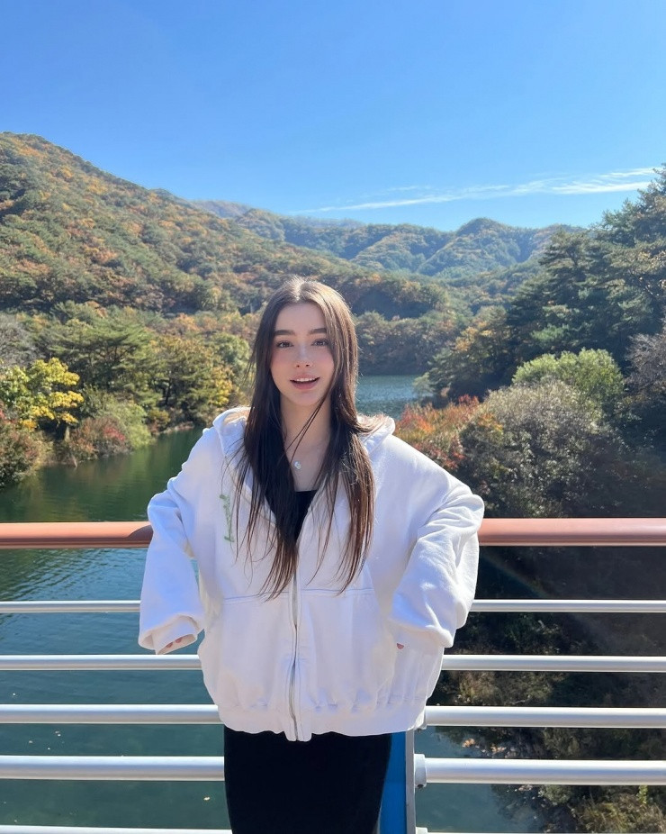 Tuy nhiên, trong bảng xếp hạng năm 2024, Dasha bị tụt xuống vị trí thứ 8. Khi nhắc đến điều này, cô tỏ ra bất ngờ: "Tôi không biết tại sao mình bị tụt hạng".