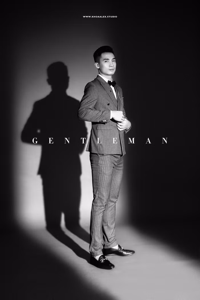 Mới đây, những bức ảnh trong bộ hình cưới của Bùi Tiến Dũng và vợ được tiết lộ khiến người hâm mộ càng thêm mong ngóng hôn lễ của cặp trai tài, gái sắc này.